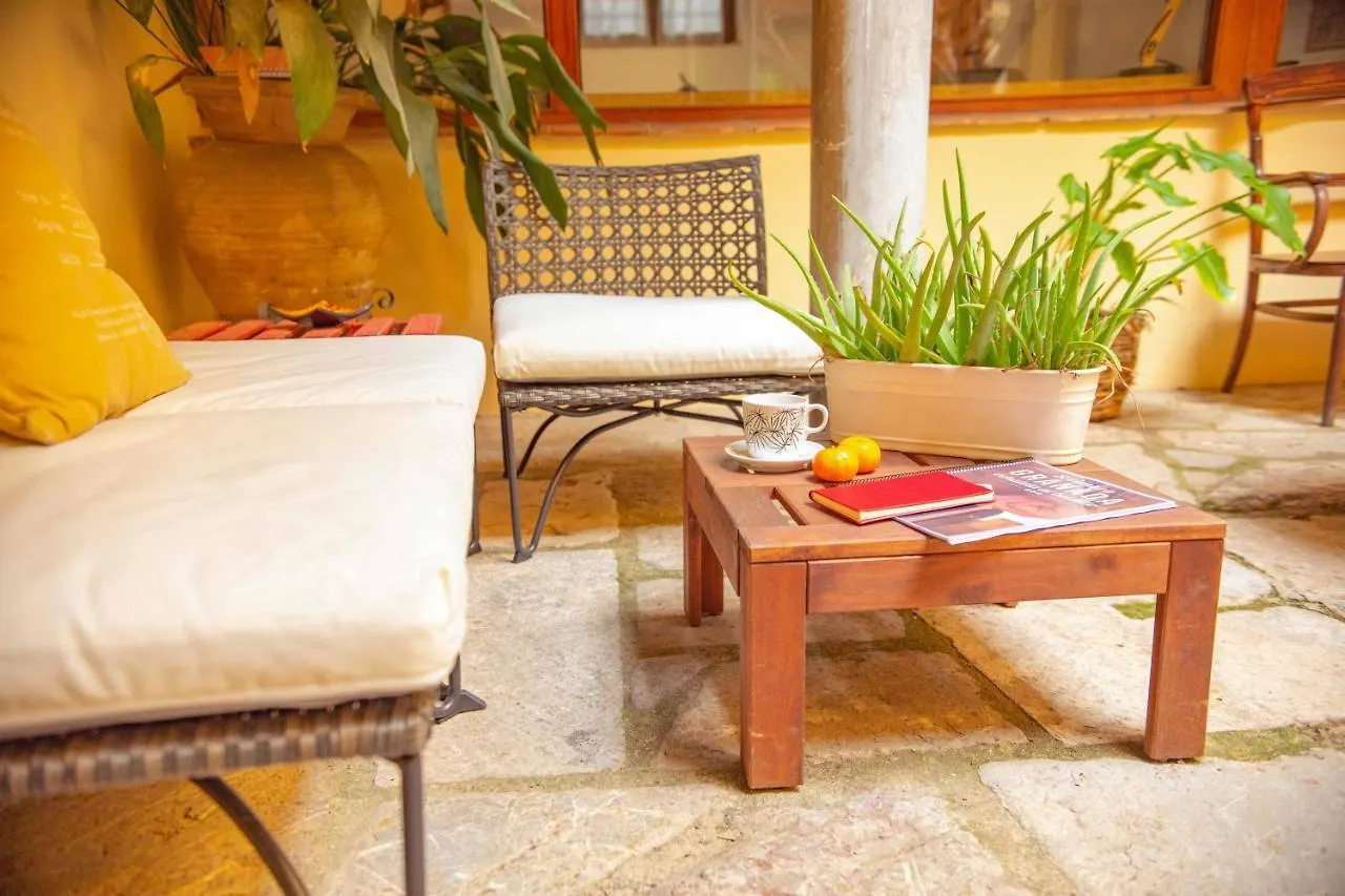 Apartment Alh Patio Apartamentos Granada